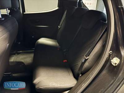 Lancia Ypsilon 1.0 Hybrid 70 cv Ecochic Gold - PROMO Nero usata Este
