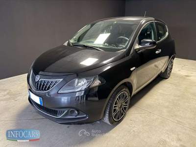 Lancia Ypsilon 1.0 Hybrid 70 cv Ecochic Gold - PROMO Nero usata Este