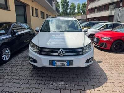 Volkswagen Tiguan 2.0 TDI 140CV 4MOTION DSG Sport & Style TETTO PANO Bianco usata Sesto San Giovanni