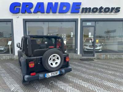 Jeep Wrangler Wrangler Hard Top 2.4 Sport Nero usata Carmagnola