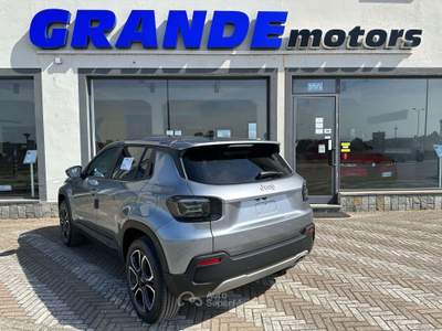 Jeep Avenger Avenger 1.2 e-hybrid Summit 110cv edct6 KM0 TETTO APRIBILE! *PREZZO REALE* Grigio usata Carmagnola