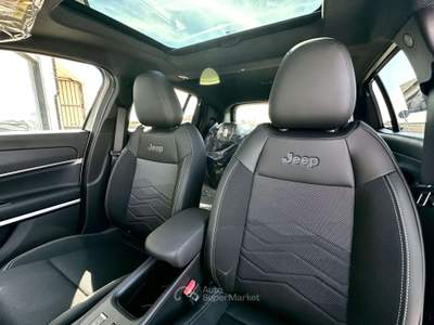 Jeep Avenger Avenger 1.2 e-hybrid Summit 110cv edct6 KM0 TETTO APRIBILE! *PREZZO REALE* Grigio usata Carmagnola