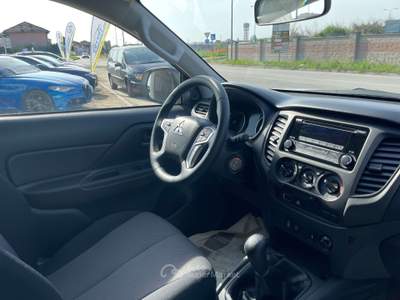 Mitsubishi L200 2.2 D 150cv Club Cab 4x4 INSTYLE PLUS Bianco usata Carmagnola