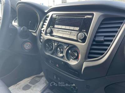 Mitsubishi L200 2.2 D 150cv Club Cab 4x4 INSTYLE PLUS Bianco usata Carmagnola
