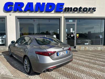 Alfa Romeo Giulia Giulia 2020 2.0 t Executive 200cv auto Grigio usata Carmagnola