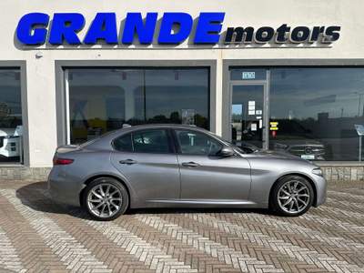 Alfa Romeo Giulia Giulia 2020 2.0 t Executive 200cv auto Grigio usata Carmagnola