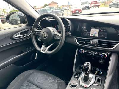 Alfa Romeo Giulia Giulia 2020 2.0 t Business 200cv AT8 *NO VINCOLI* Nero usata Carmagnola