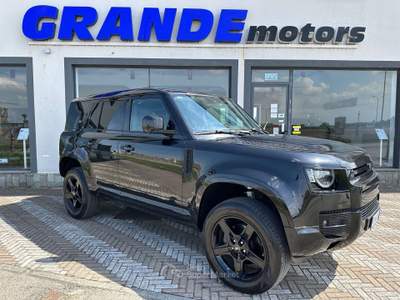 Land Rover Defender Defender 110 2.0d sd4 SE awd 200cv auto *PREZZO REALE* Nero usata Carmagnola