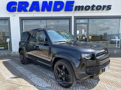 Land Rover Defender Defender 110 2.0d sd4 SE awd 200cv auto *PREZZO REALE* Nero usata Carmagnola