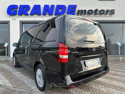 Mercedes-Benz Classe V Classe V Long 220 d Executive Business 4matic 8P Nero usata Carmagnola