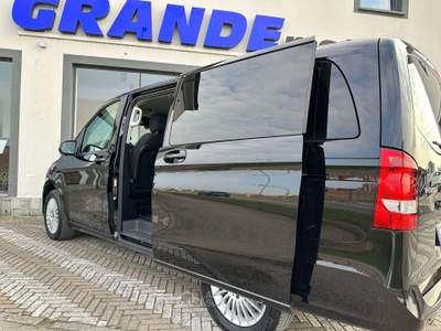 Mercedes-Benz Classe V Classe V Long 220 d Executive Business 4matic 8P Nero usata Carmagnola