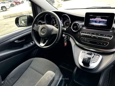 Mercedes-Benz Classe V Classe V Long 220 d Executive Business 4matic 8P Nero usata Carmagnola