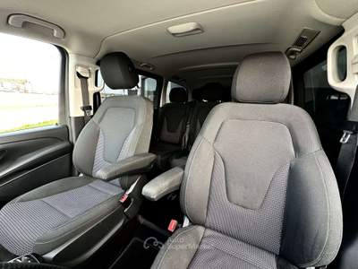 Mercedes-Benz Classe V Classe V Long 220 d Executive Business 4matic 8P Nero usata Carmagnola