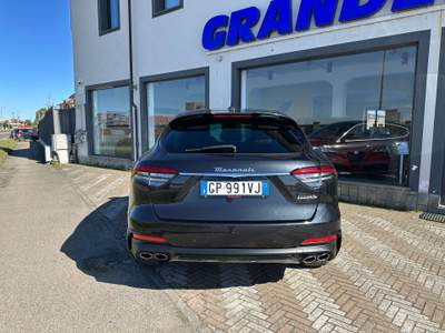 Maserati Levante Levante 2.0 mhev GT 330cv Q4 auto PELLE ROSSA Nero usata Carmagnola