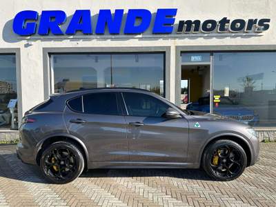 Alfa Romeo Stelvio Stelvio 2.9 V6 Quadrifoglio Q4 510 cv Tetto + Akrapovic Grigio usata Carmagnola