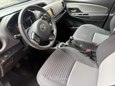 Toyota Yaris 5p 1.0 Cool my18 Rosso usata Milano