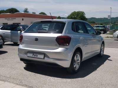 Volkswagen Polo Polo VI 5p 1.0 tgi Comfortline 90cv Argento usata Gubbio