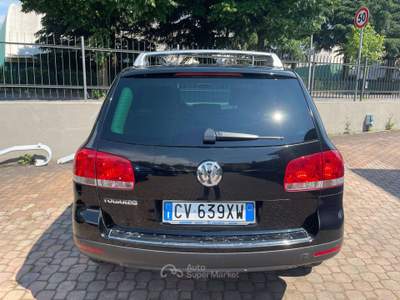 Volkswagen Touareg Touareg 2.5 tdi R5 tiptronic Nero usata Gavardo