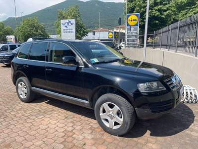 Volkswagen Touareg Touareg 2.5 tdi R5 tiptronic Nero usata Gavardo