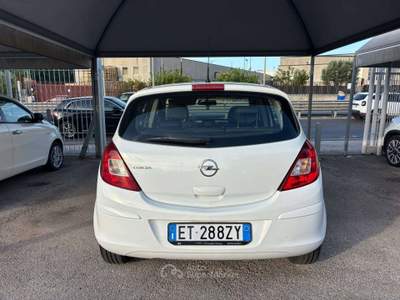 Opel Corsa Corsa IV 2010 5p 1.2 Edition (elective) Gpl-tech 85cv Bianco usata Giugliano in Campania