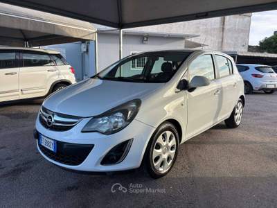Opel Corsa Corsa IV 2010 5p 1.2 Edition (elective) Gpl-tech 85cv Bianco usata Giugliano in Campania