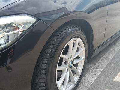 BMW Serie 1 114d Condizioni eccellenti. Tagliandata regolarmente. Marrone usata BENEVENTO