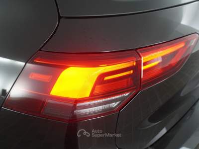Volkswagen Golf Golf 1.0 eTSI EVO DSG Life Nero usata Verona