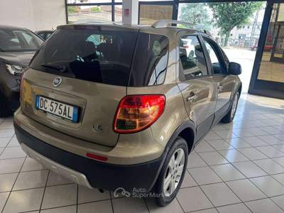 Fiat Sedici Sedici 1.9 mjt Emotion 4x4 120cv Beige usata Caravaggio