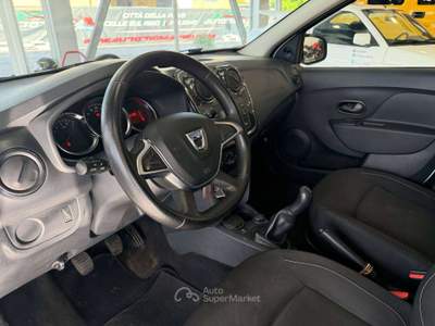 Dacia Sandero Sandero II 2017 0.9 tce turbo Ambiance Gpl s Bianco usata Foligno