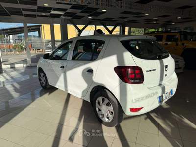 Dacia Sandero Sandero II 2017 0.9 tce turbo Ambiance Gpl s Bianco usata Foligno
