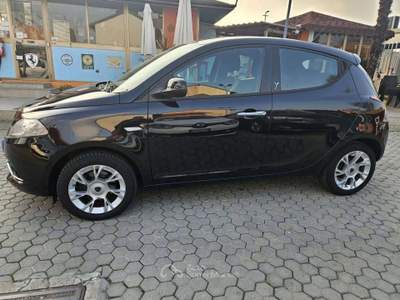 Lancia Ypsilon Ypsilon III  1.2 Opening edition 69cv NEOPATENTATI OK Nero usata Milano