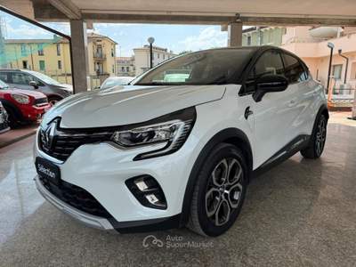 Renault Captur 1.6 PHEV E-TECH Intens 160CV Bianco usata Desenzano del Garda