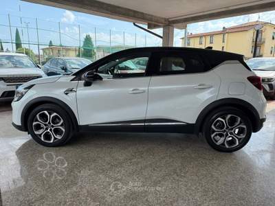 Renault Captur 1.6 PHEV E-TECH Intens 160CV Bianco usata Desenzano del Garda