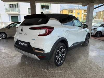 Renault Captur 1.6 PHEV E-TECH Intens 160CV Bianco usata Desenzano del Garda