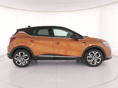 Renault Captur 1.6 E-Tech hybrid Intens 145cv auto Arancione usata Roma