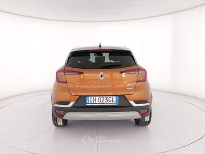 Renault Captur 1.6 E-Tech hybrid Intens 145cv auto Arancione usata Roma