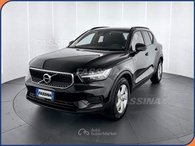 Volvo XC40 XC40 1.5 t2 Momentum Core  Nero usata Milano