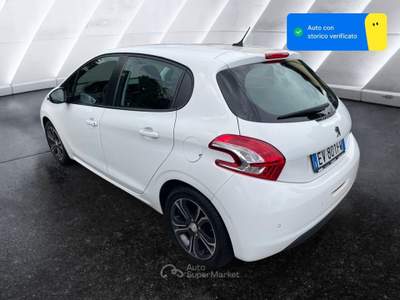 Peugeot 208 1.4 8V HDi 68cv FAP Allure Bianco usata Gerenzano