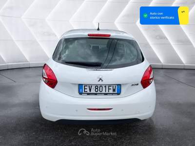 Peugeot 208 1.4 8V HDi 68cv FAP Allure Bianco usata Gerenzano