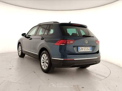 Volkswagen Tiguan II 2021 2.0 tdi Life 150cv dsg Blu/Azzurro usata Caserta