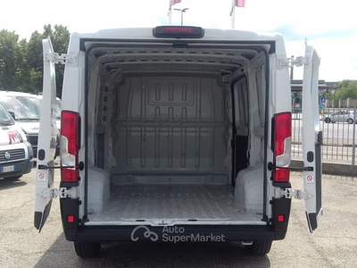 Fiat Ducato 30CH1 PASSO CORTO TETTO BASSO 2.2MJET 120CV Bianco usata Cherasco