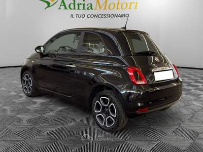 Fiat 500 500 1.0 hybrid 70cv Club Nero usata Pordenone