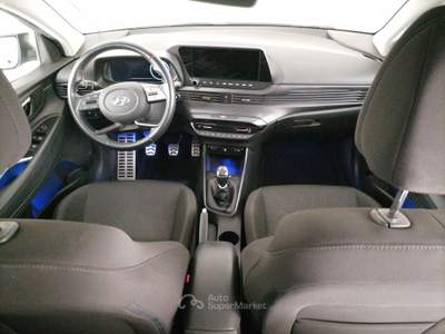 Hyundai Bayon 1.0 t-gdi 48V Xclass imt Verde usata Roma