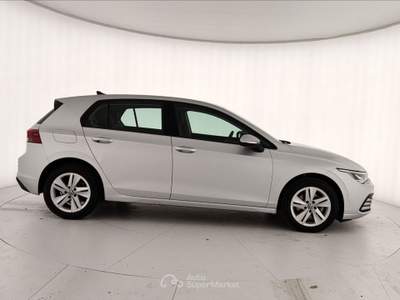Volkswagen Golf VIII 2020 2.0 tdi Life 115cv Grigio usata Caserta