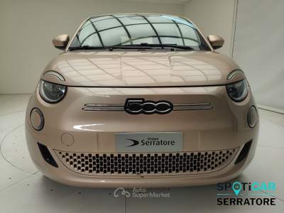 Fiat 500 La Nuova Nuova Hatchback My23 La Nuova - 320 Berlina Lilla usata Erba
