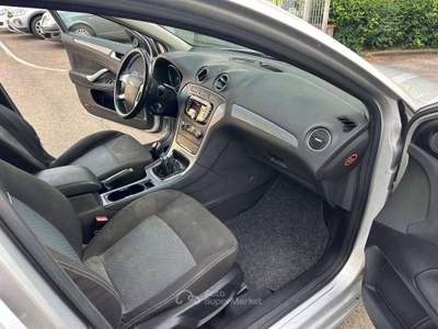 Ford Mondeo Mondeo SW SW 1.6 tdci Titanium 115cv Argento usata Santa Croce sull'Arno