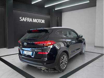 Hyundai Tucson 1.6 CRDi 48V 2wd 115cv Xline Nero usata Rende