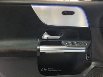 Mercedes-Benz Classe B B 180 d Automatic Adv Plus AMG Line Argento usata CASERTA