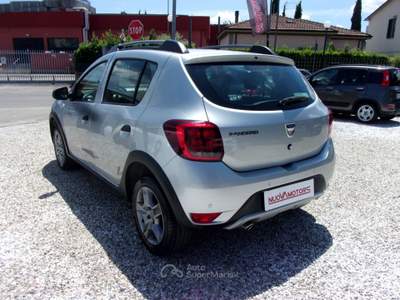 Dacia Sandero Stepway 1.5 Blue dCi 95CV 15th Anniversary Argento usata Montecatini-Terme