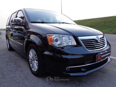 Lancia Voyager 2.8d Platinum PREZZO VALIDO FINO 18.04,km certific Nero usata CADONEGHE